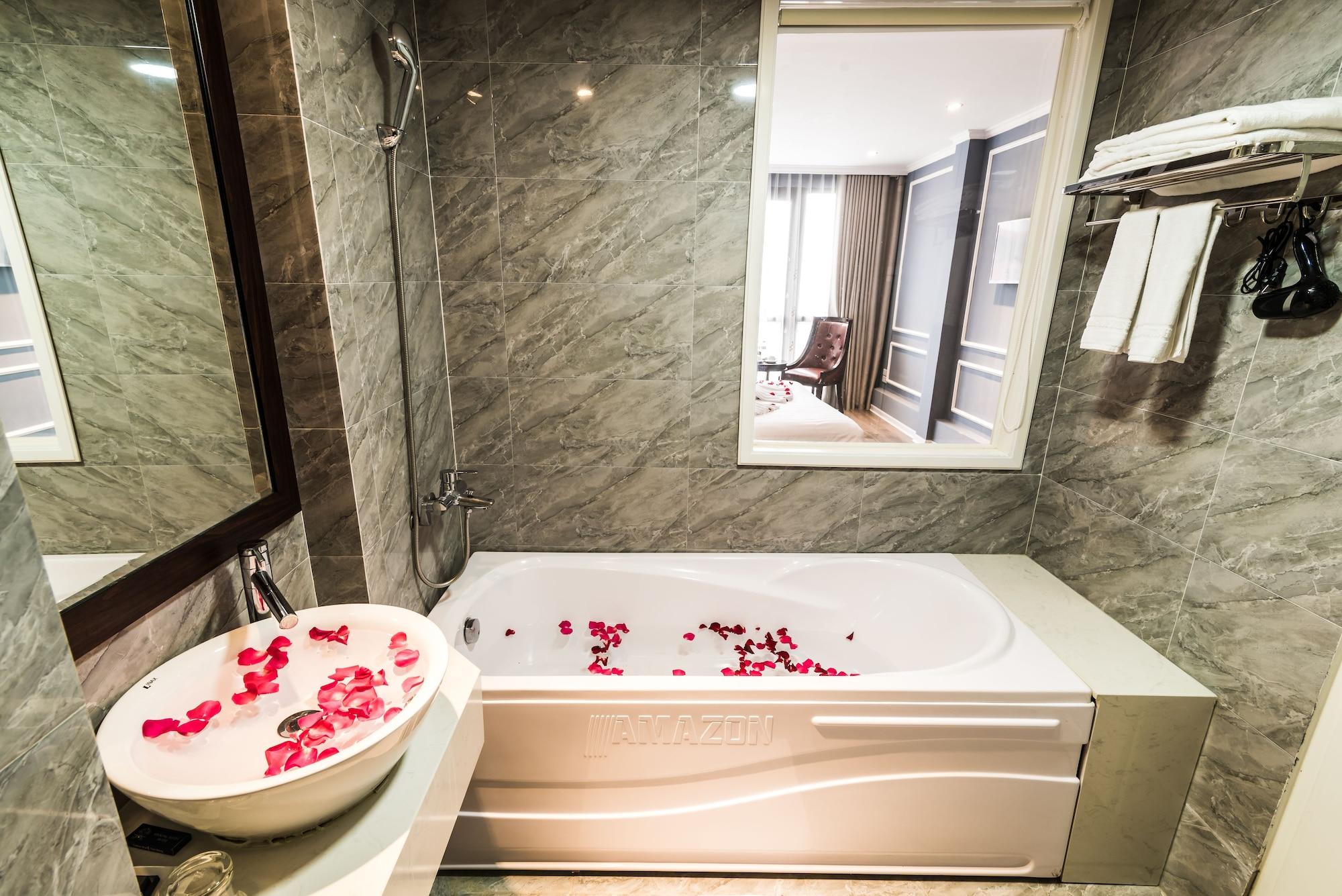 Hanoi Crystal Pearl Hotel Екстер'єр фото