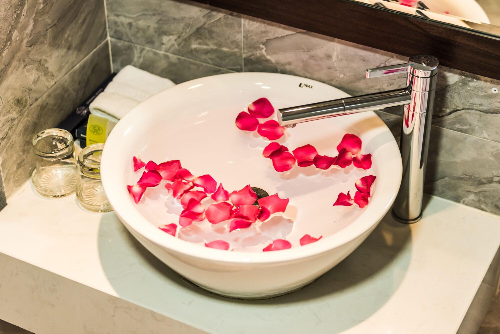 Hanoi Crystal Pearl Hotel Екстер'єр фото